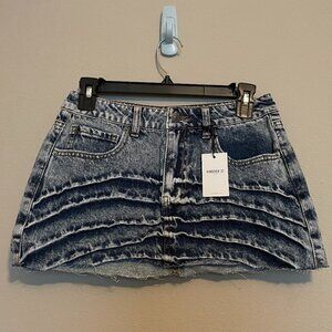Forever 21, S, Jean Skirt, VERY unique 80's Stone Washed and Lifted Denim Detail
